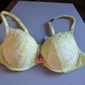 Victoria's Secret bra